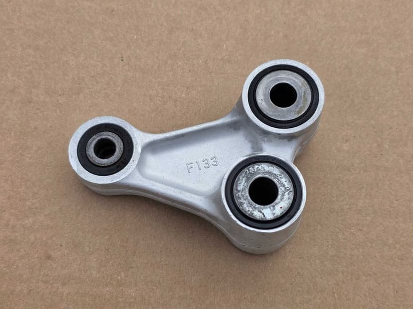 Kość kiwak łącznik przegub Honda CRF 450 r. 13-16 OEM