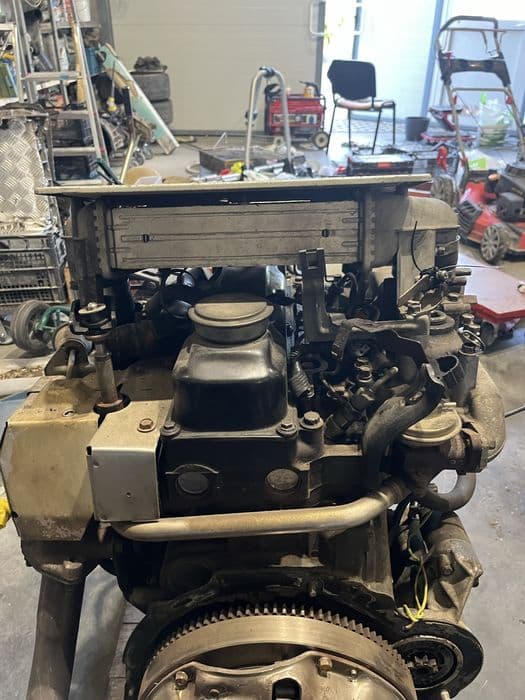 Silnik nissan navara terano 2.5 dti