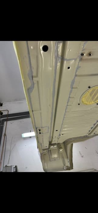 Karoseria patrol y60 krótki po komplej renowacji