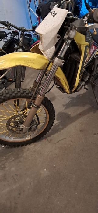 Suzuki drz 400 zarejestrowany