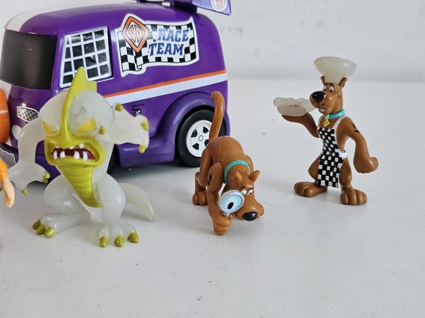 Scooby-Doo Race Team mała furgonetka + figurki