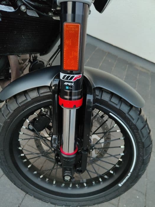 Husqvarna Svartpilen 125 KTM