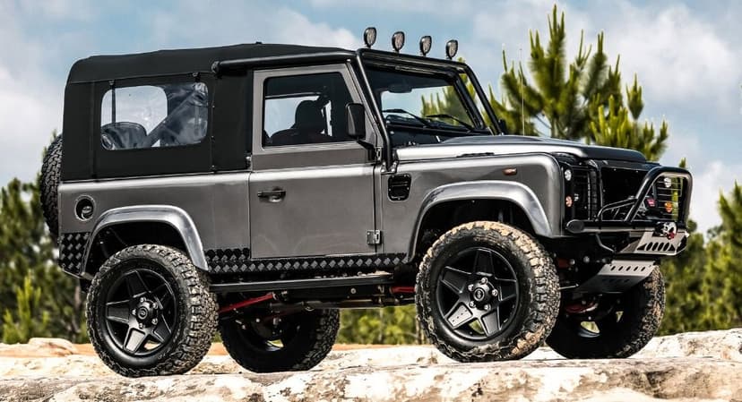 Przekładka Land Rover Defender UK na EU Części + Usługa