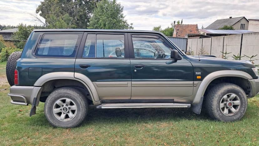 Nissan Patrol Y61 2.8