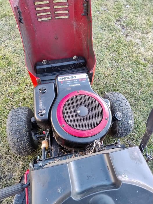 Kosiarka Jonsered (Husqvarna) JRLC12T z silnikiem Enduro 12 Tecumseh