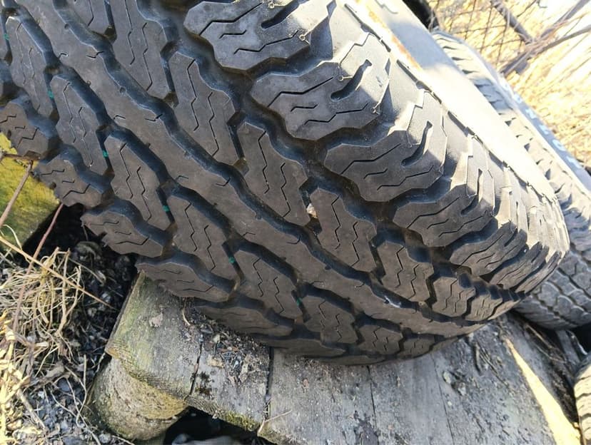 Kola nissan patrol off road 4x4