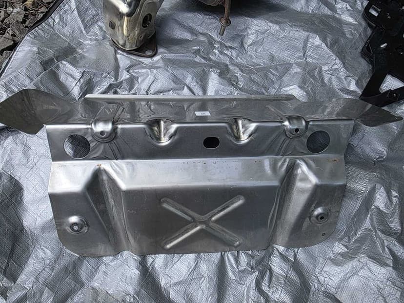 Polaris RZR XP 1000 tlumik + obudowa + osłona + ramka + lampka