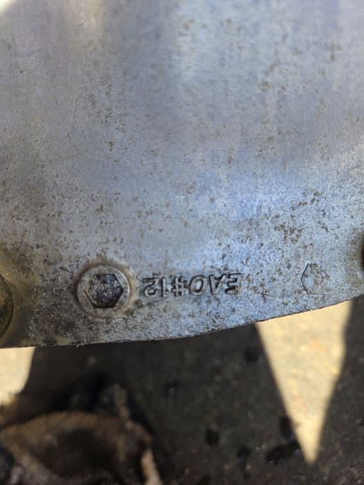 Dyfer przód nissan navara d40 3.0 v6 2014r automat