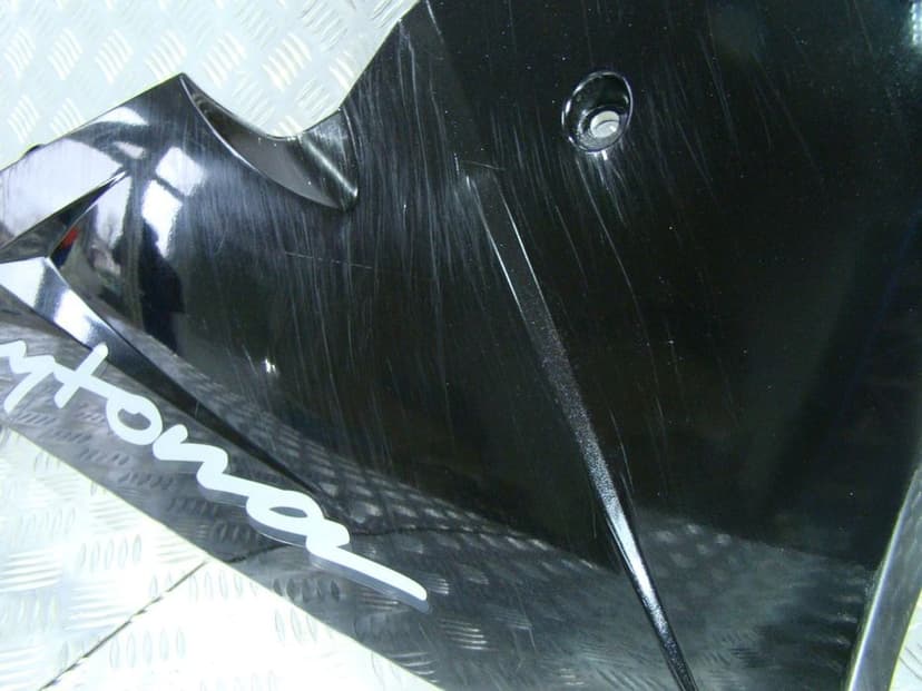 OWIEWKA BOK TRIUMPH DAYTONA 675 2009R