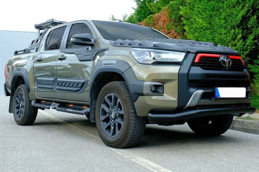 Stopnie boczne progi stalowe DAKAR V2 Toyota Hilux 2015-2026