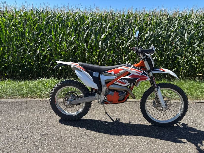 Motocykl Ktm Freeride 250r  2016