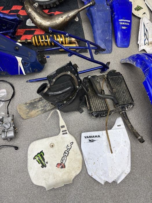 Części YAMAHA YZ125 R 96-04 kartery Silnik Wał Skrzynia Stator Moduł