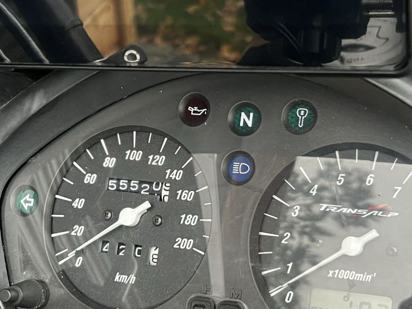 Honda Transalp XL650V unikat , CarPlay Android auto halogeny, kufry