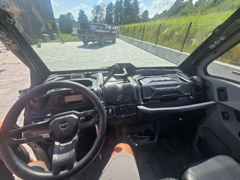 Can Am defender H80 Jezdzik z paka