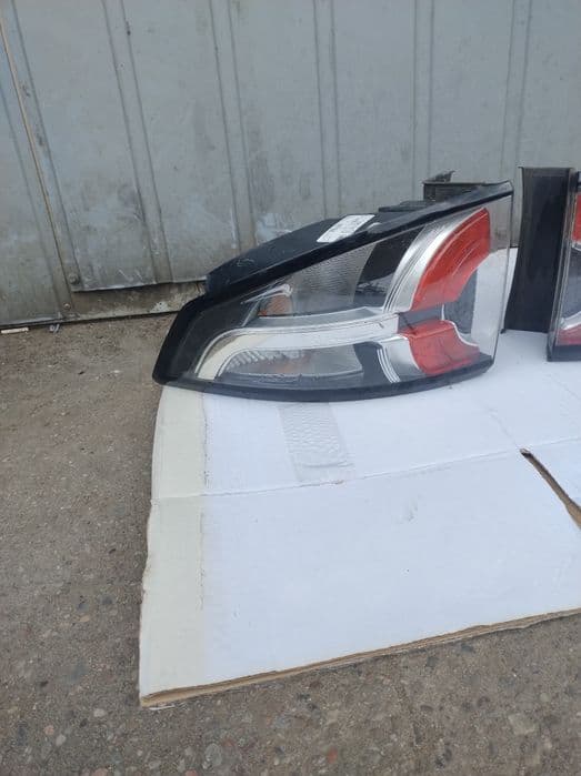 Lampa tylna peawa Land Rover Discovery Sport L550