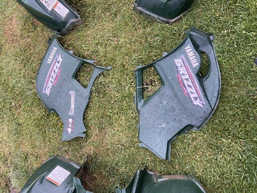 Plastiki yamaha grizzly 700 grizzly 550 owiewki błotnik boczek komplet