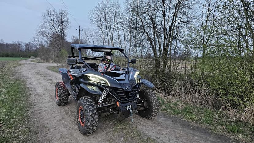 CFMOTO ZFORCE 1000 sport R buggy z pługiem maverick mały przebieg