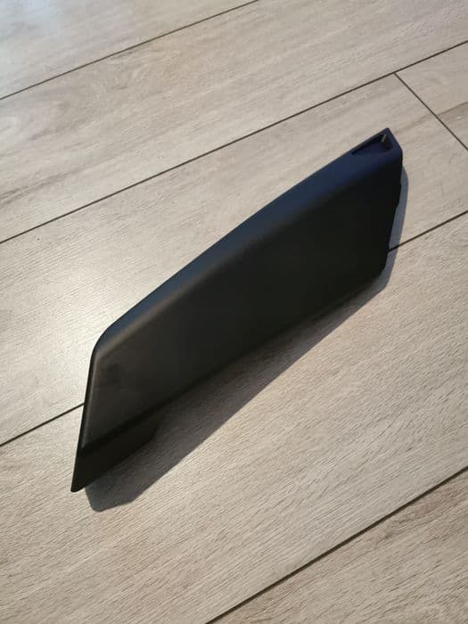 Can am Maverick x3 Osłona wlewu paliwa owiewka nakładka panel