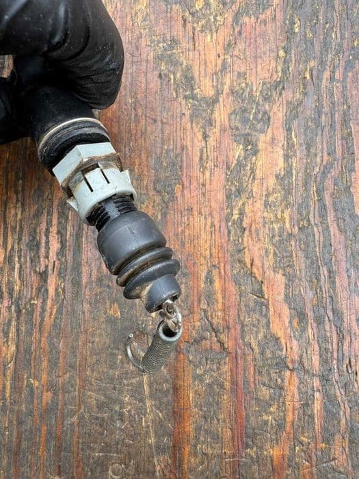 czujnik stopu Suzuki LTZ 400 r 03-18 stop tyl tylne hamulca pompy