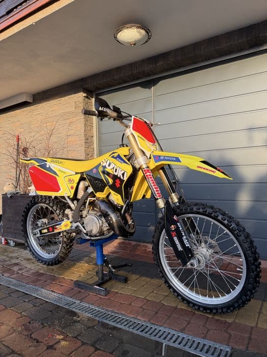 Suzuki RM 125 (yz 125,kx1 25,cr 125, sx 125)