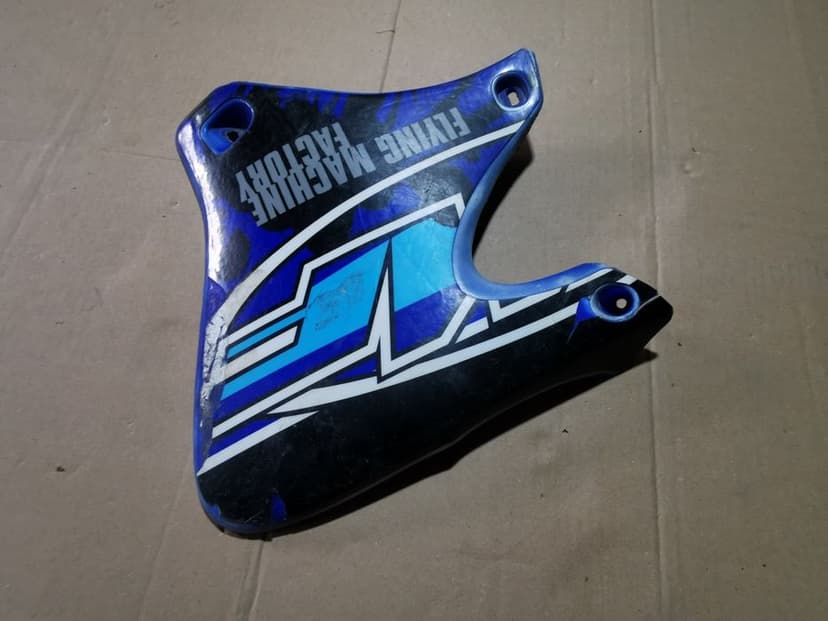 Yamaha yz 426 wr osłona owiewka prawa panel wypełnienie