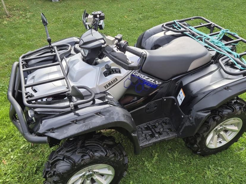 Kład Yamaha Grizzly 2023 versja Edition plus pług Yamaha Polski salon