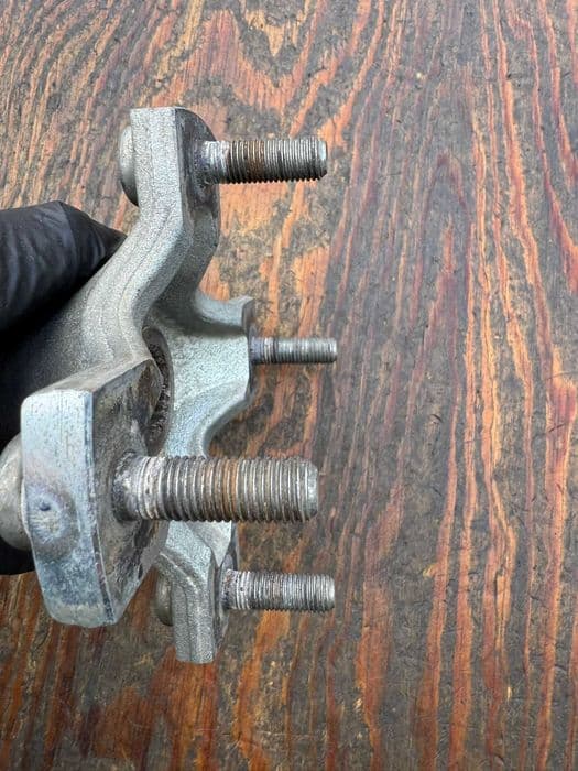 krzyzak piasta kola oski napedu tyl tylni kol Kawasaki kfx 450 r 08-14