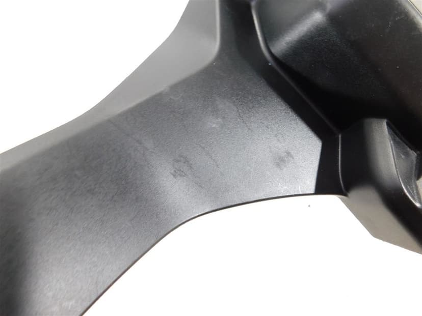 PLASTIK WYPEŁNIENIE OWIEWKA YAMAHA YZF-R1M RN32 15-20 U-11 2CR-2837L