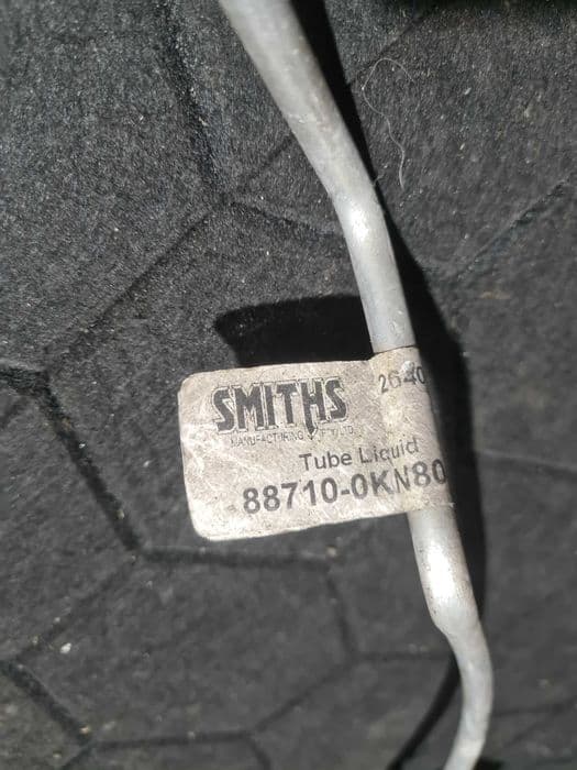 Toyota Hilux VIII 2.4d rurka przewód klimatyzacji