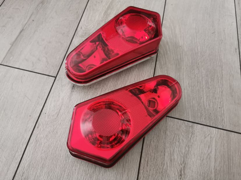 Polaris rzr sportsman scrambler lampa stopu tył