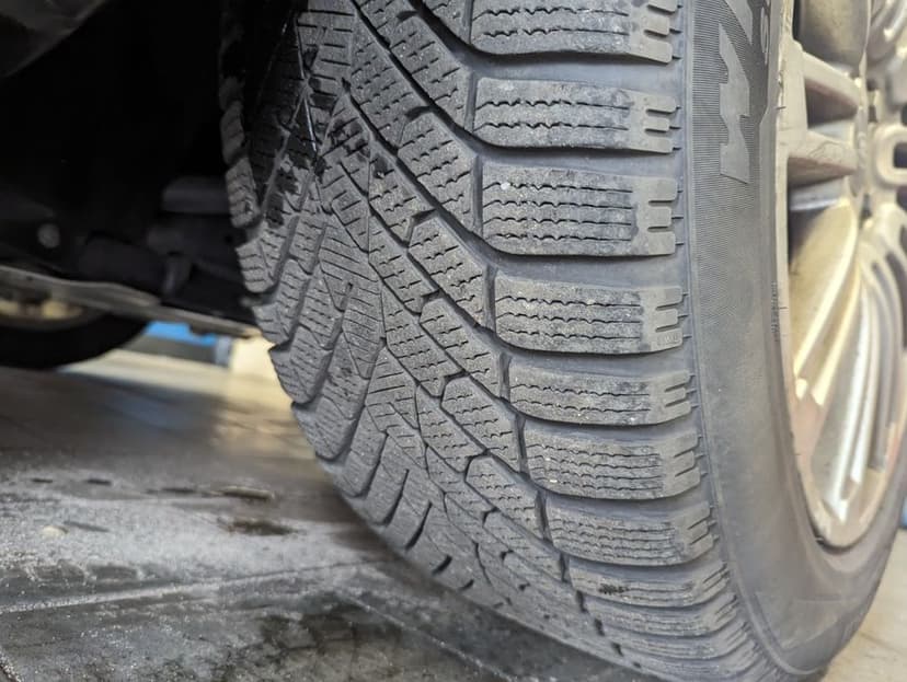 4 Felgi 20' i opony zimowe do Land Rover Discovery 4, 5, Range Rover.