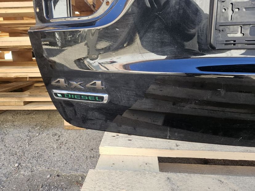 Klapa  bagażnika Jeep Grand Cherokee Wk2 lift