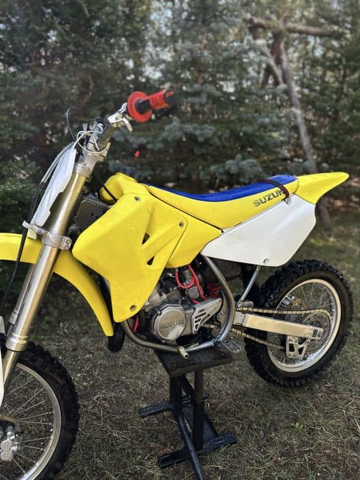 Suzuki RM 85 – Duże Koła (19/16) – Rok 2007 – Gotowa do Jazdy!