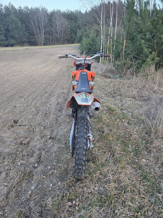 -- KTM SX-F 250 --