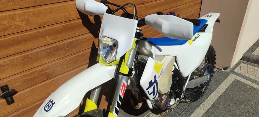 Husqvarna FE 250 RATY nie KTM exc 350