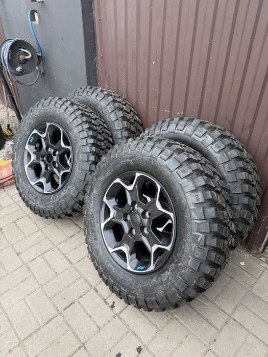 Koła Jeep Wrangler Rubicon Renegate | 5x127 ET44 | 255/75R17 | MOPAR