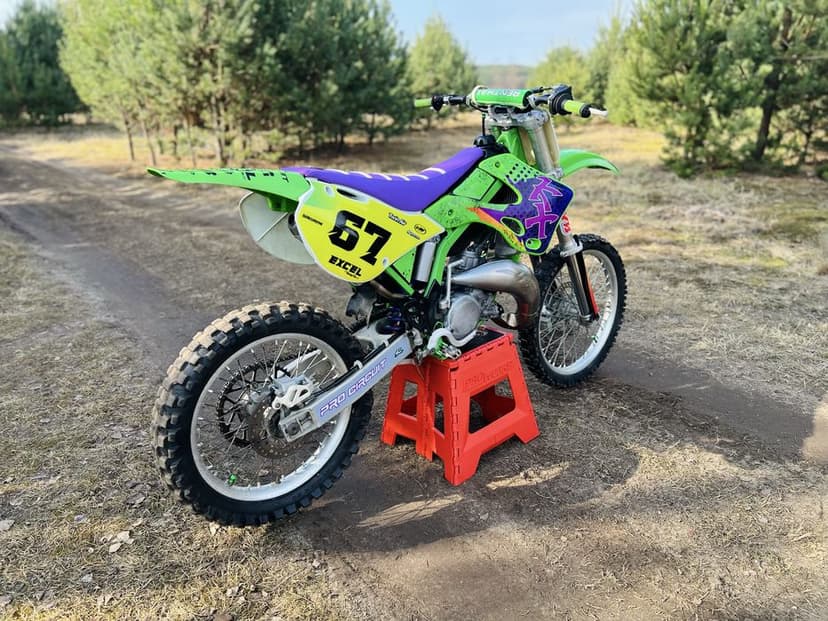 Kawasaki Kx 125 Pro Circuit Film Dostawa  2t Cr Rm 250 Sx Yz 85  Cross