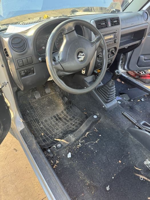 Suzuki jimny 1.5 ddis silnik most rama części