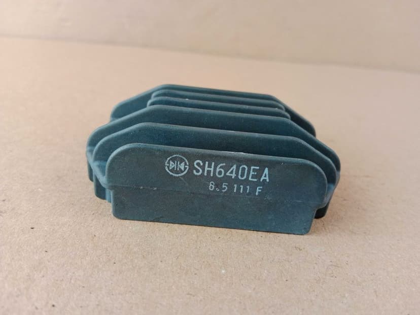 Beta RR 125 Enduro Regulator Napięcia SH640EA 8.5 111 F