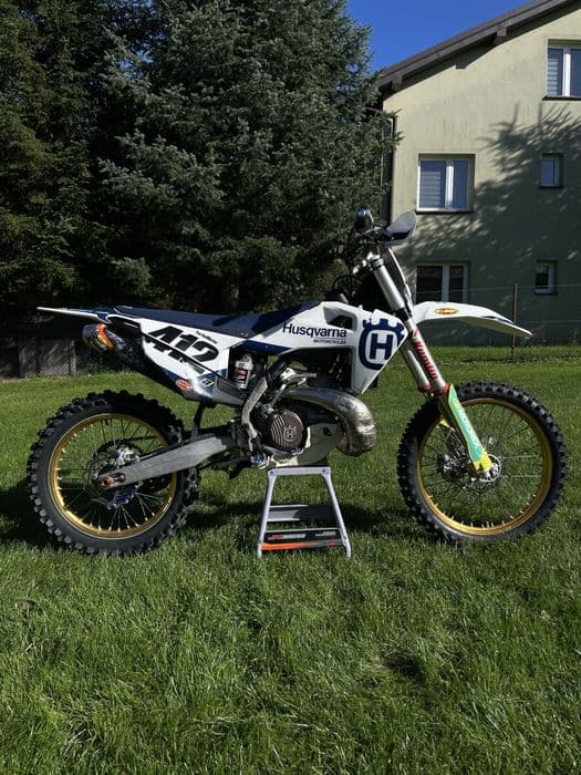 Husqvarna TC/TE 250 | FMF | KEIHIN |