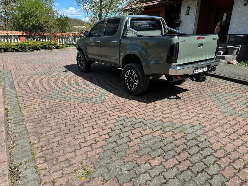 Sprzedam samochód TOYOTA HILUX, pick-up, 2009