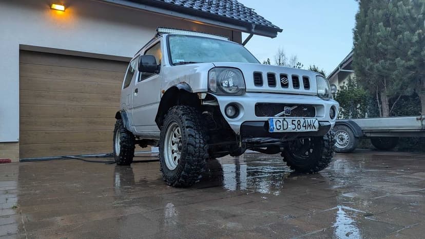 Suzuki Jimny 1.3 Automat 4x4 – Klatka J, Ironman, Klima,