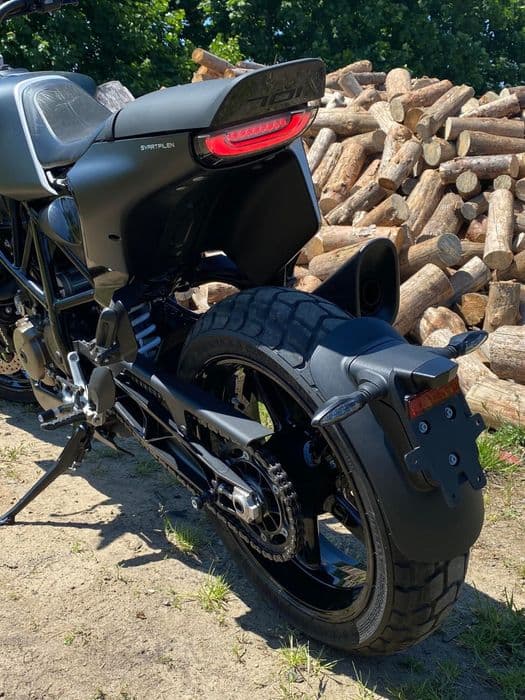 Husqvarna SVARTPILEN 701 # KTM  # stan bdb # 5800km # naked  # 2020