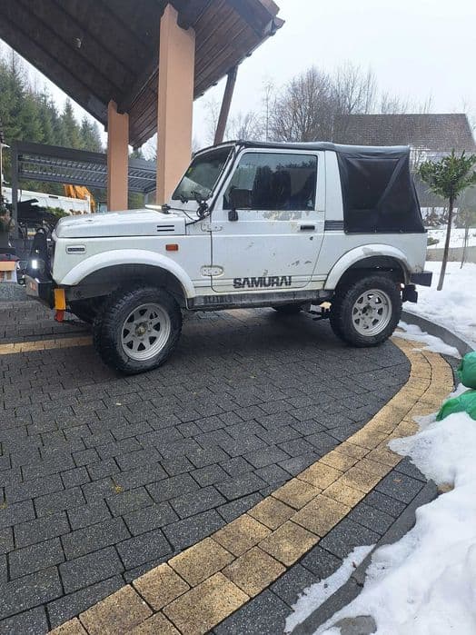 Sprzedam suzuki samurai