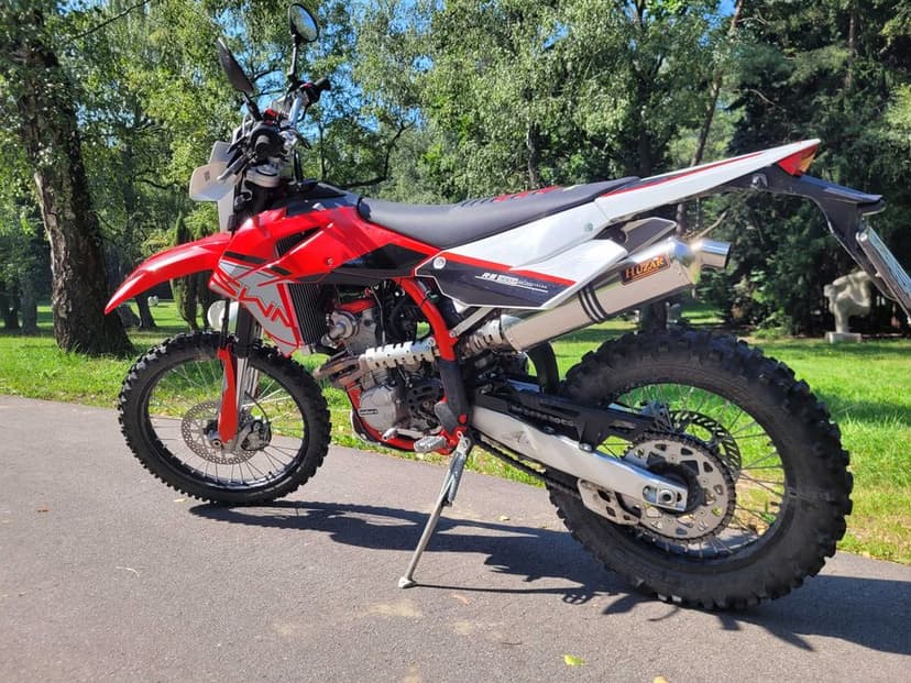 SWM RS300R jak nowy (400km z tego roku) + super akcesoria