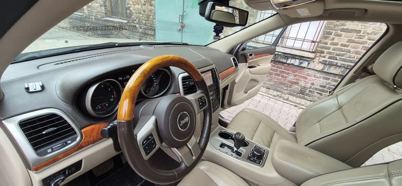 Jeep Grand Cherokee wk2