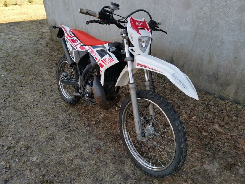 Beta rr 50 motard Derbi senda