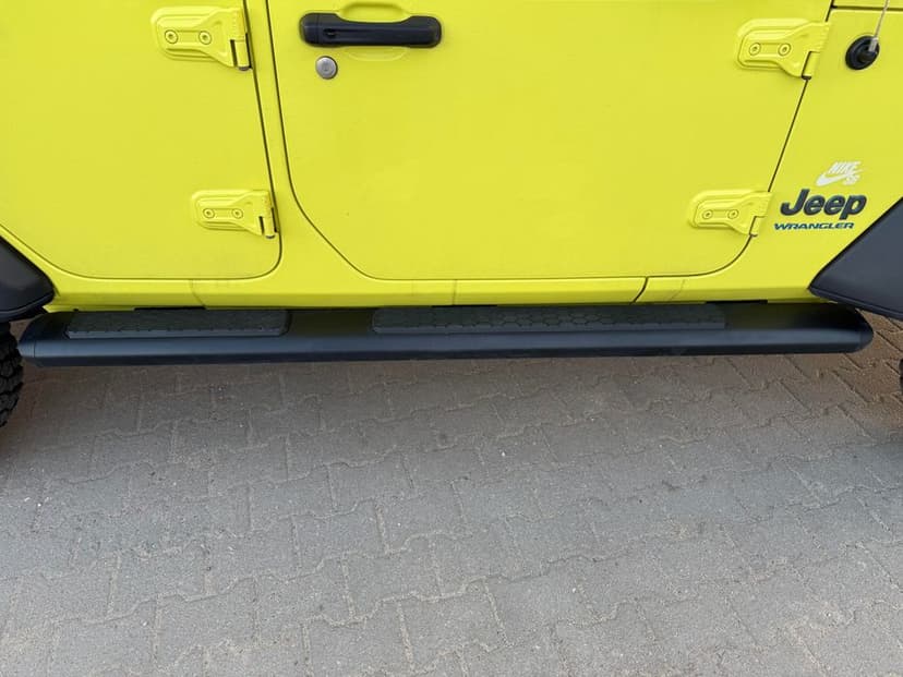 Stopnie boczne / Progi boczne Jeep Wrangler JL Unlimited 4D