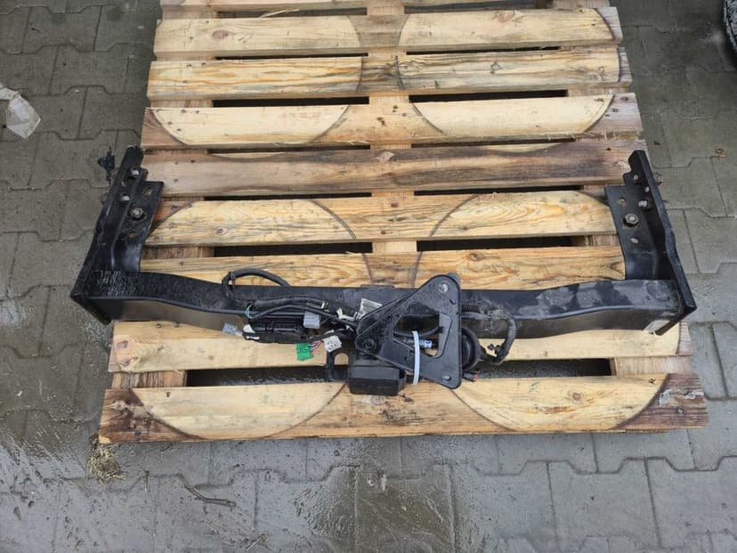 Hak holowniczy jeep cherokee kl 2019 lift