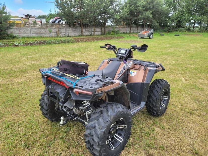 Polaris Sportsman XP 1000 90km